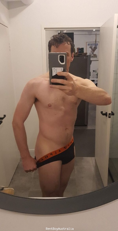BrandonLowe Gay Escort Perth 0490542091 masseuraustralia.com