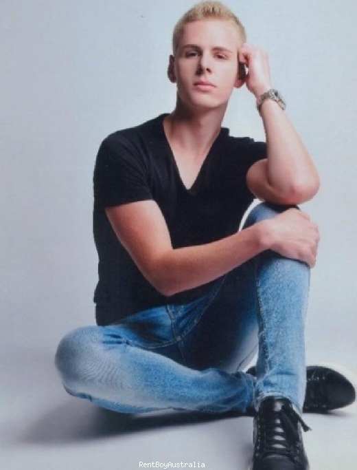 Hugobookings Gay Escort Melbourne 0468317484 masseuraustralia.com