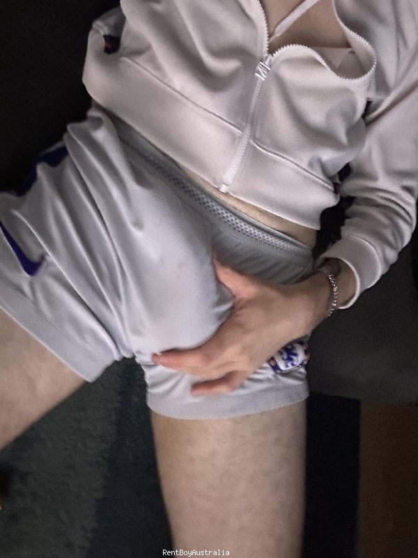 LeoXL Gay Escort Sydney 0423571202 masseuraustralia.com