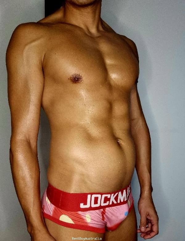 PleaSurehands Gay Escort Sydney 0478109445 masseuraustralia.com